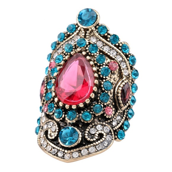 NWT Bohemian Rhinestone Statement Ring - Picture 3 of 6